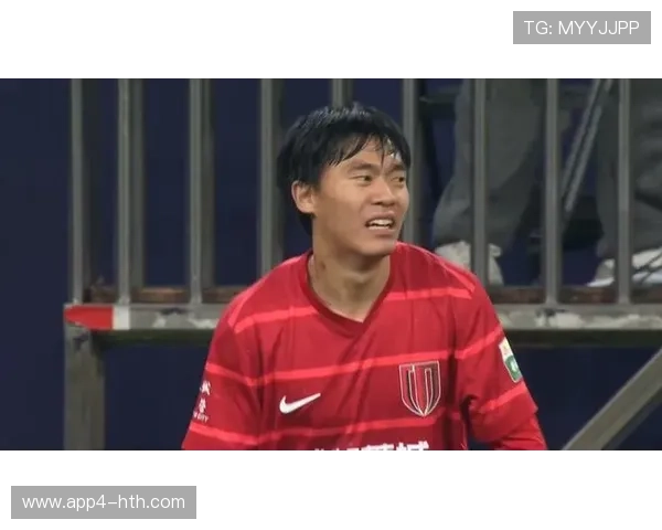 河南队赛季三杀成都蓉城,中场何超世界波制胜 河南队赛季三杀成都蓉城,中场何超世界波制胜