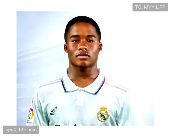 恩德里克成为法甲第四年轻戴帽者，跻身传奇序列